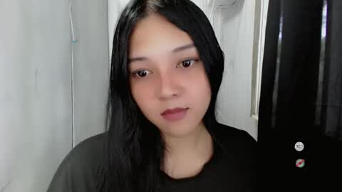 Shanti xhey online show from November 26, 6:25 am