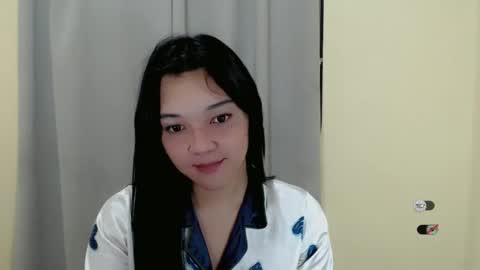 Shanti xhey online show from February 27, 11:31 am