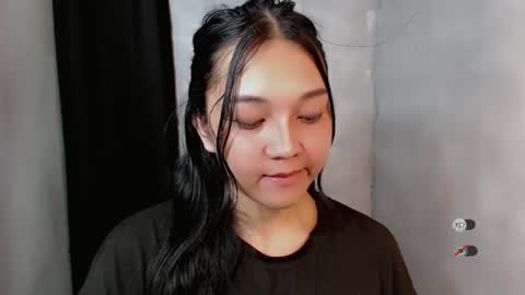 Snapshot of alisa_kiss_ chatting on October 16, 6:32 pm Shanti xhey online show from October 16, 6:32 pm