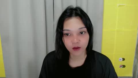 Shanti xhey online show from December 23, 5:32 pm