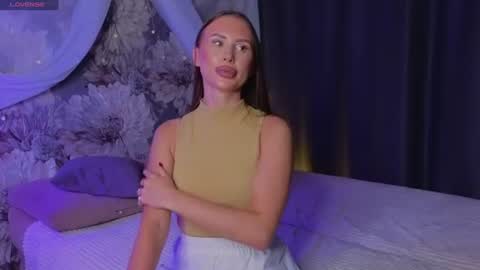 alisashrine online show from July 14, 11:26 am