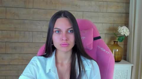 AlisaVersailles online show from October 5, 4:01 pm