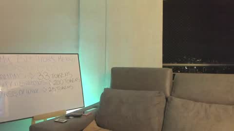 Snapshot of alisha_indira_ chatting on January 19, 5:05 am Andrea online show from January 19, 5:05 am