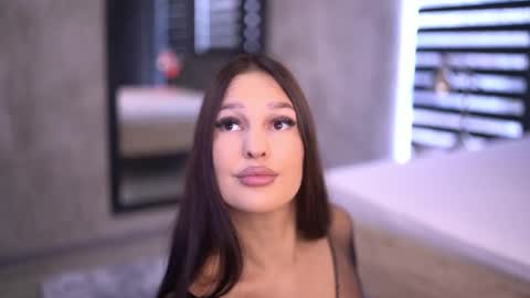 alisharossen online show from October 27, 6:53 am