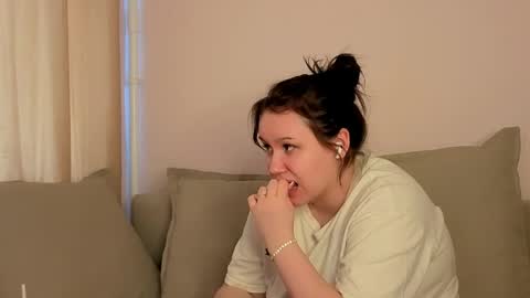 Alisia online show from April 25, 12:41 pm