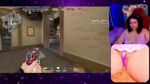 Snapshot of alison_gamer chatting on October 25, 10:16 pm Alison online show from October 25, 10:16 pm