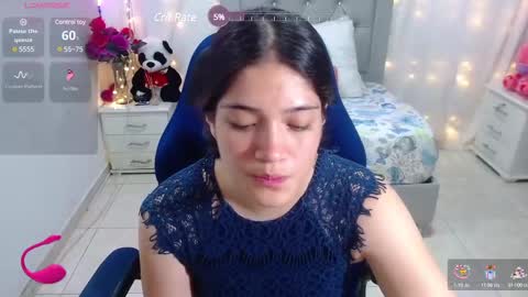 Snapshot of alison_girl22 chatting on February 19, 8:52 pm Alison online show from February 19, 8:52 pm