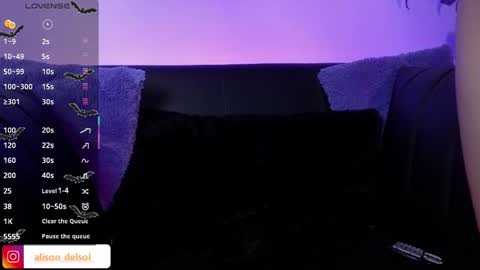 alison_wynter online show from March 2, 3:39 am