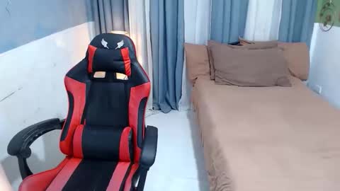 hotty online show from November 3, 2:10 pm