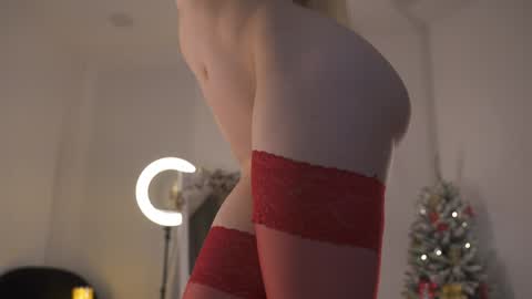 Alissa online show from December 14, 11:34 pm