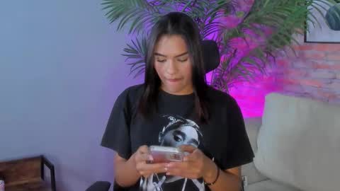 Snapshot of alisse_baker chatting on October 26, 7:15 am alisse_baker online show from October 26, 7:15 am