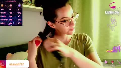 Snapshot of alisson_071989 chatting on December 29, 6:27 pm Ali online show from December 29, 6:27 pm