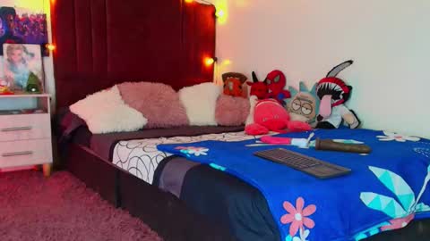 Alisson IG alisson zafiro27 online show from October 9, 3:43 am