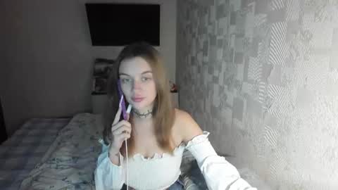 AlisTrisx online show from October 9, 2:43 pm