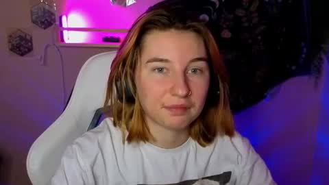 A L I C E  online show from September 24, 6:51 pm