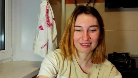 A L I C E  online show from October 30, 3:46 pm