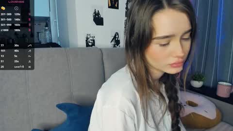 Alivia online show from November 5, 9:58 am