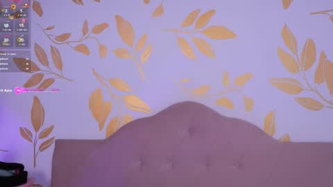 Snapshot of alix_bay chatting on October 10, 8:25 pm Alix online show from October 10, 8:25 pm