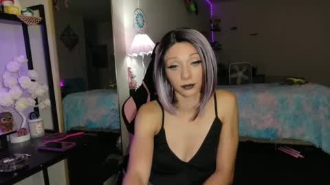 Alizae Richards online show from September 25, 5:17 am