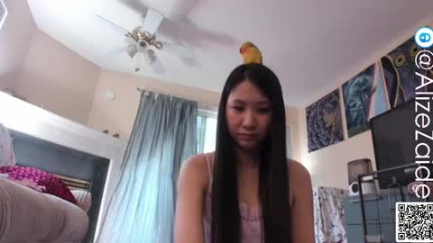 Snapshot of alizezaide chatting on October 5, 9:31 pm Alize Zaide online show from October 5, 9:31 pm