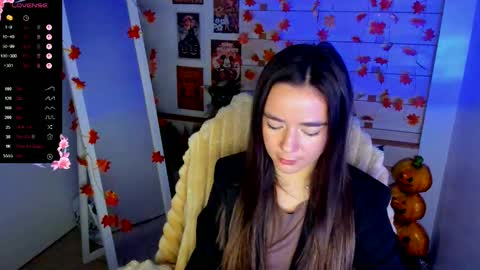 Snapshot of allana_dream chatting on October 24, 9:05 am Allana online show from October 24, 9:05 am