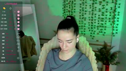 Snapshot of allana_dream chatting on September 27, 7:48 am Allana online show from September 27, 7:48 am