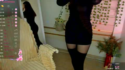 Snapshot of allana_dream chatting on September 25, 7:18 am Allana online show from September 25, 7:18 am