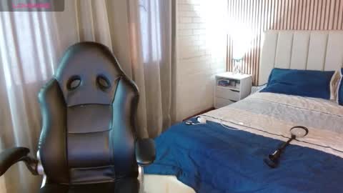 Ale online show from December 4, 4:41 pm