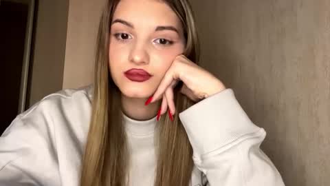 Emily online show from January 14, 12:54 pm