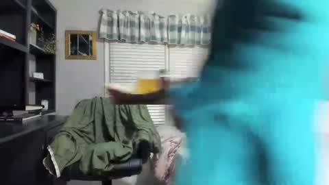 Snapshot of allgood4u chatting on January 29, 12:01 am goddess online show from January 29, 12:01 am