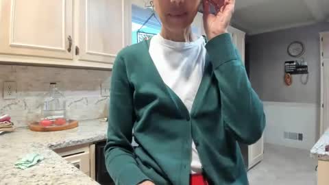 Snapshot of allgood4u chatting on January 22, 9:11 pm goddess online show from January 22, 9:11 pm