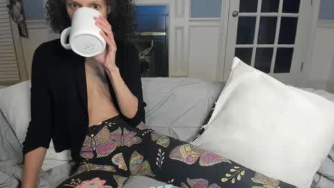 Snapshot of allgood4u chatting on January 24, 11:23 pm goddess online show from January 24, 11:23 pm