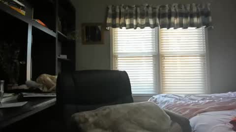 Snapshot of allgood4u chatting on January 4, 8:37 pm goddess online show from January 4, 8:37 pm