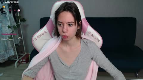 alice online show from October 13, 12:57 am