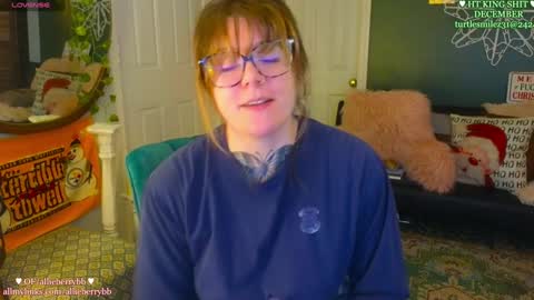 Snapshot of allieberrybb chatting on December 9, 1:45 pm bb online show from December 9, 1:45 pm