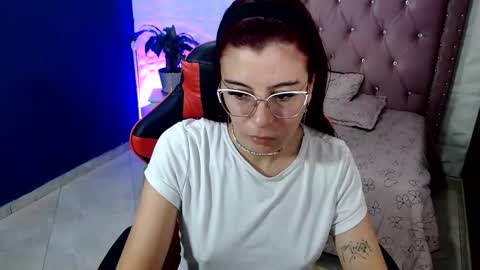ALLISON online show from January 3, 2:32 am