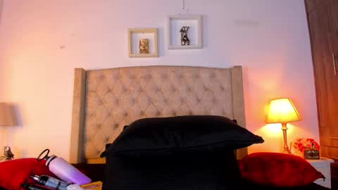 allisson online show from March 24, 1:38 pm