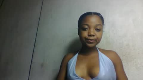 allizida01 online show from May 14, 3:51 pm