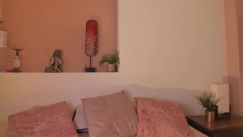 Ally  online show from March 13, 4:58 am