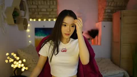 Allyah Sky online show from February 16, 7:05 pm