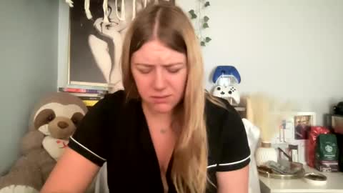 allyanalangel online show from January 7, 2:30 pm