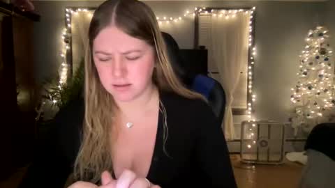 allyanalangel online show from January 3, 1:59 am