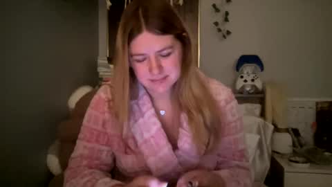 allyanalangel online show from January 17, 9:06 pm
