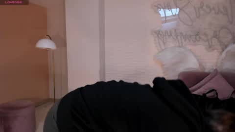 Alisson online show from February 7, 8:55 am