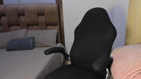 allyson_gh online show from October 3, 6:07 am