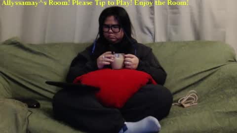Allyssamay online show from January 13, 3:23 am