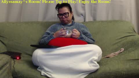 Allyssamay online show from December 30, 3:14 am