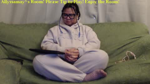 Allyssamay online show from January 11, 3:55 am