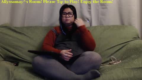 Allyssamay online show from January 14, 3:32 am
