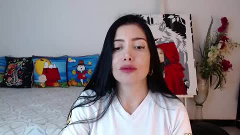 Snapshot of alma_art_ chatting on October 21, 11:53 pm alma_art_ online show from October 21, 11:53 pm